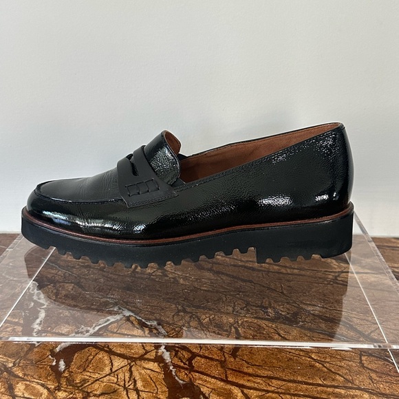 Paul Green Dazzle Penny Loafer Patent Leather in Black. Women’s Size 8 - Picture 4 of 10